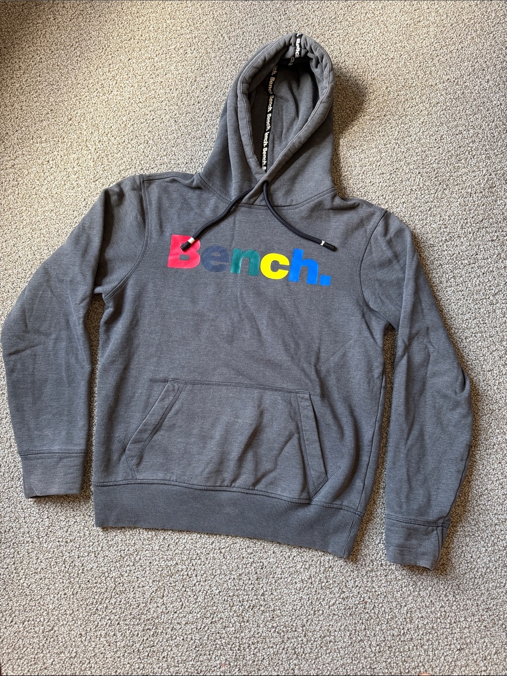 Bench. Multicolor Logo Gray Pullover Hoodie Sweatshirt Size Medium